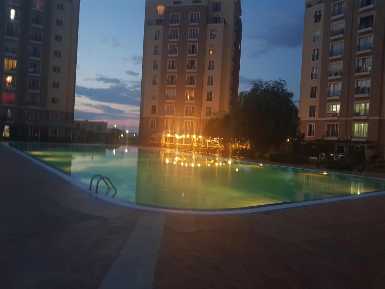 Modern Apartment With Pool In North Bucharest Cretuleasca Exterior photo